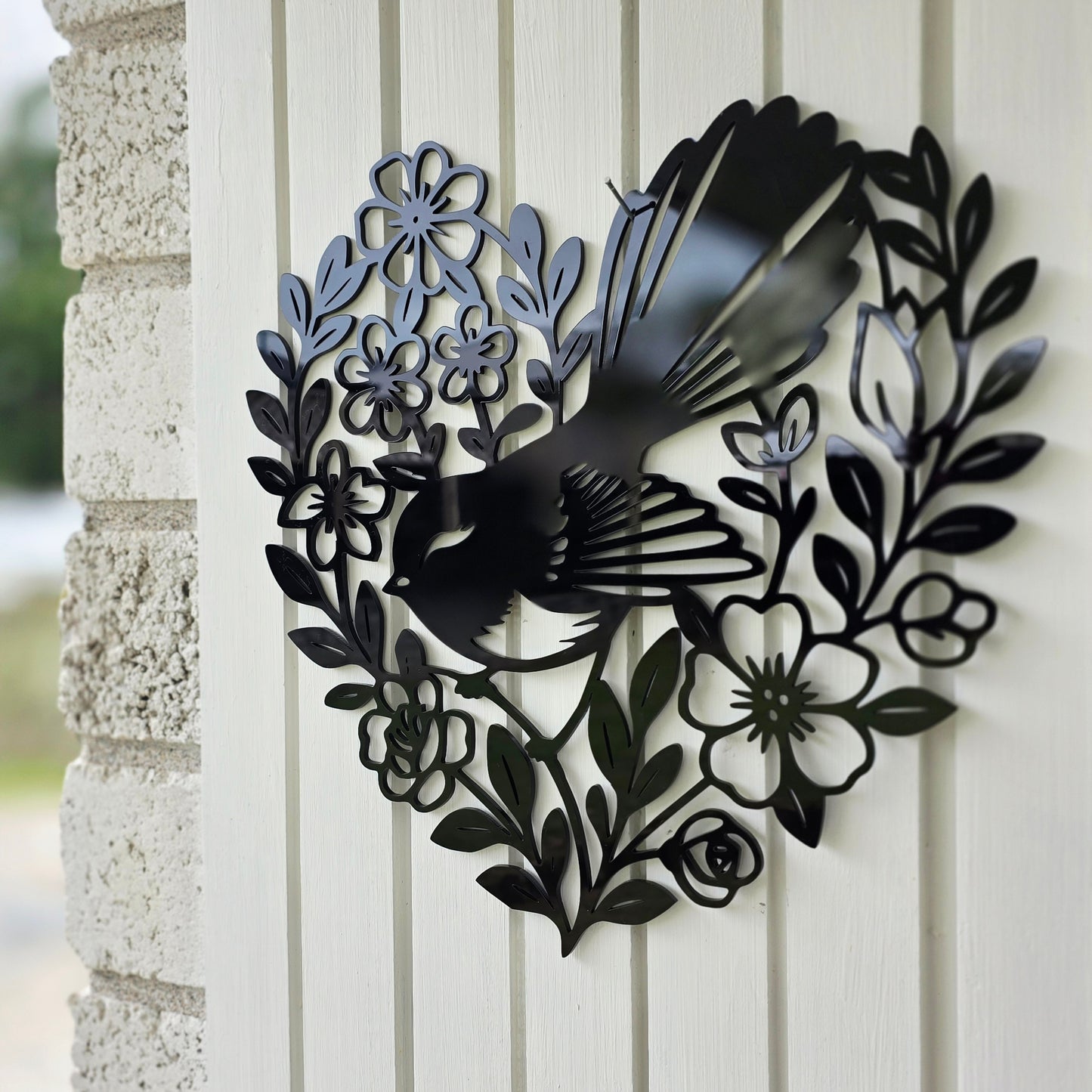 Floral Fantail Heart Wall Décor