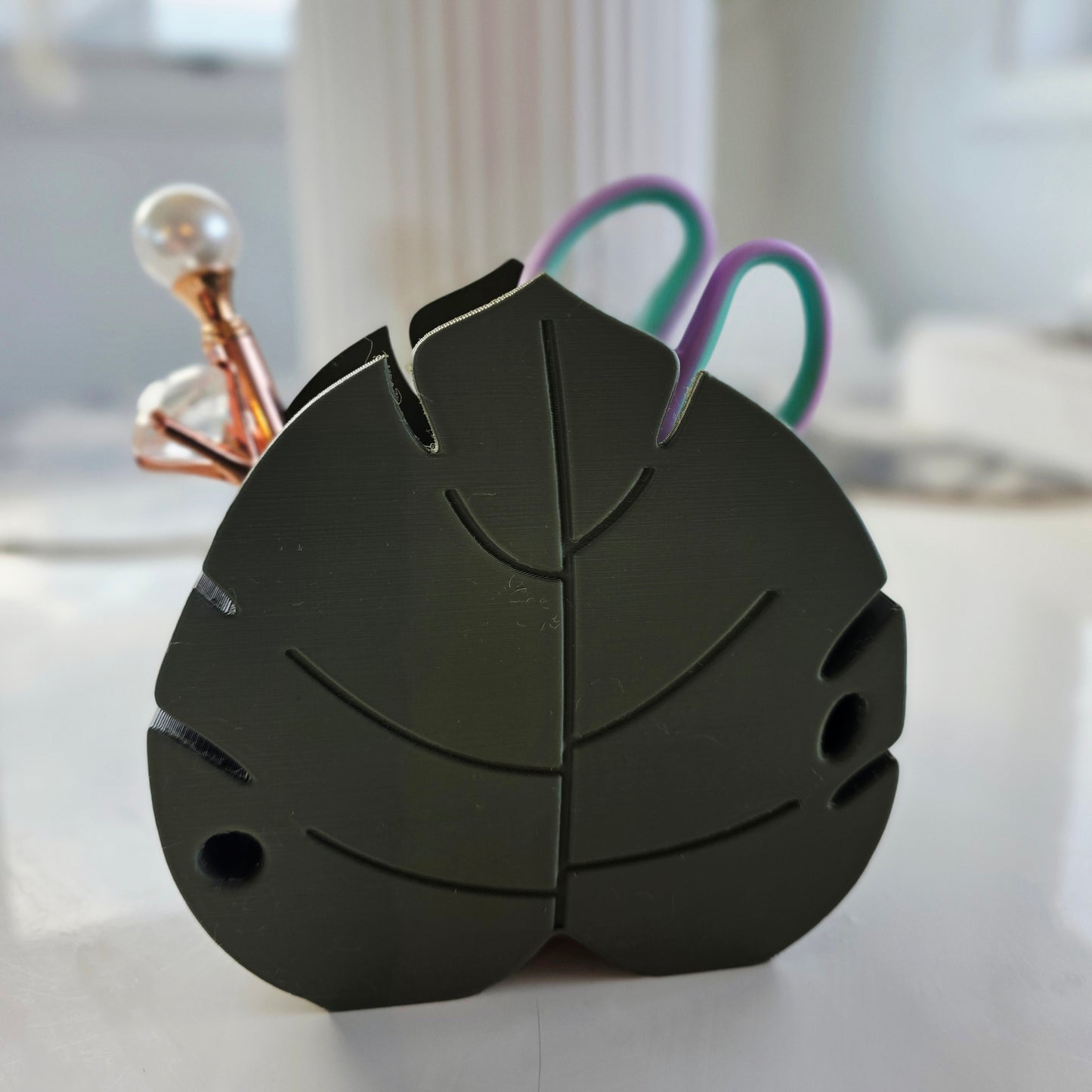 Monstera Leaf Desk Organiser