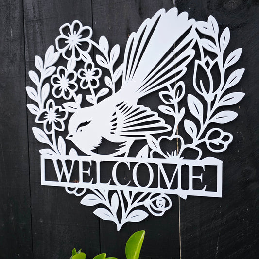 Personalised Floral Fantail Heart Wall Décor