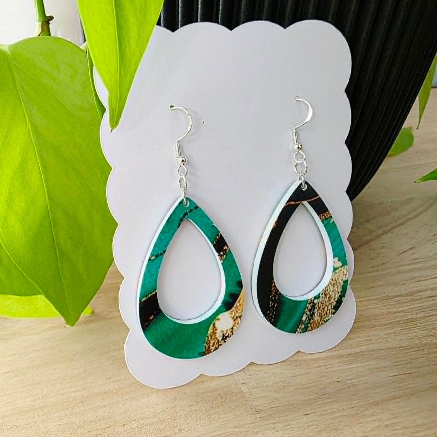 Teardrop Pattern Earrings