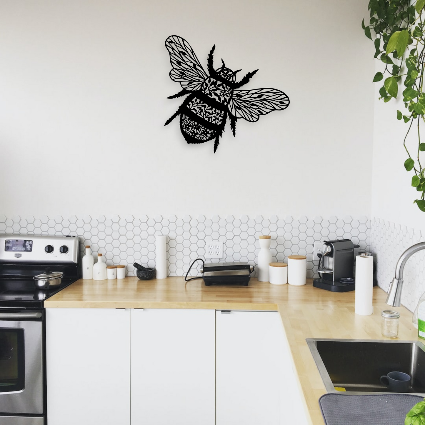 Floral Bee Wall Art
