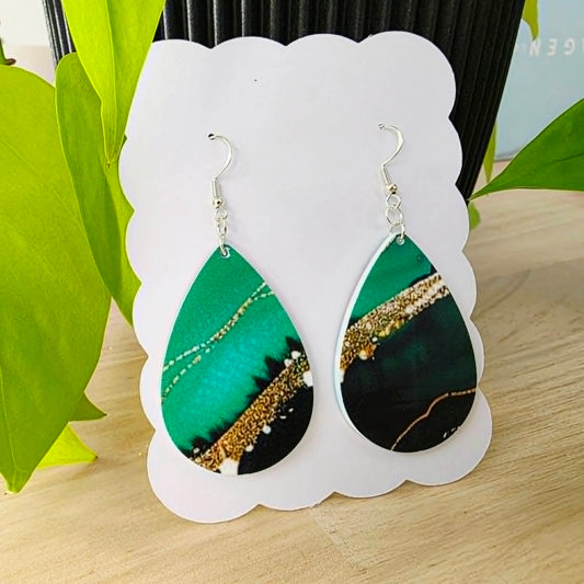 Solid Teardrop Pattern Earrings